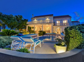 Villa Veritas